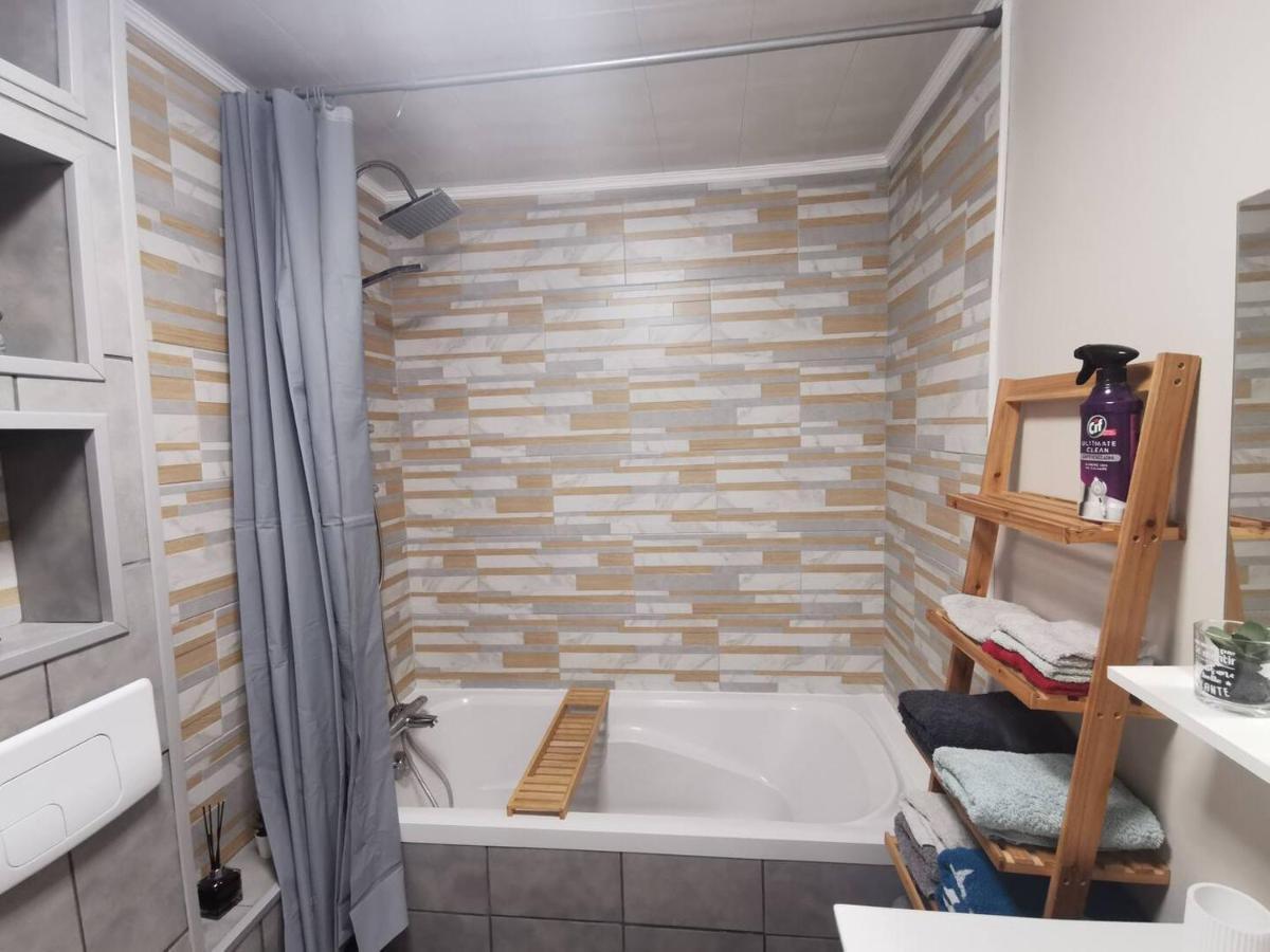 L'Aiscal Appart-Hotel 6 Personnes Calais Eksteriør billede